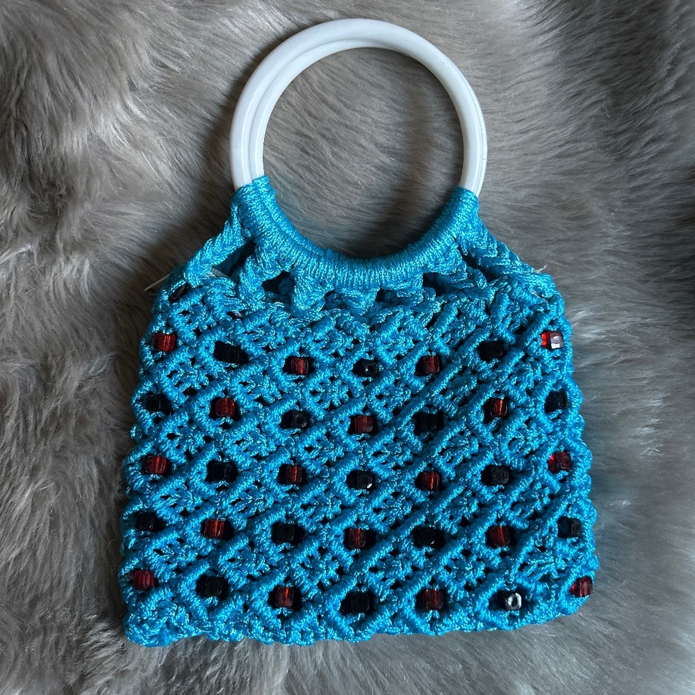 Beach clutch